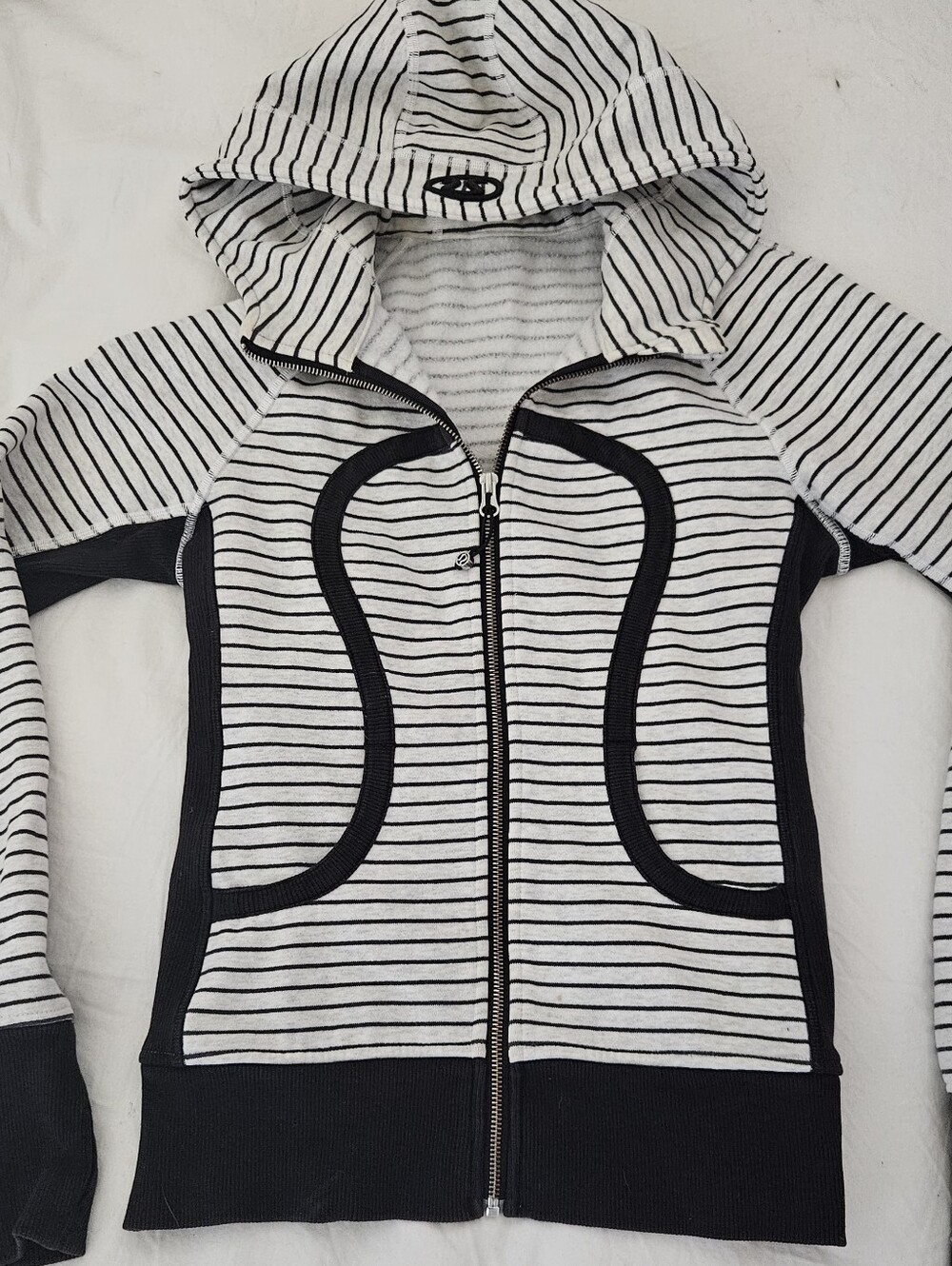 2000s Striped Black and White Hooded Zip-Up
